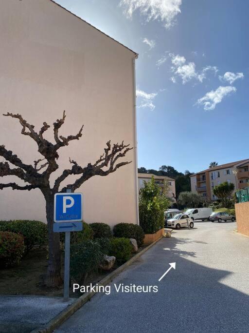 Charmant Studio Costebelle Proche Gare, Terrasse Et Parking Gratuit Apartment Hyeres Exterior photo